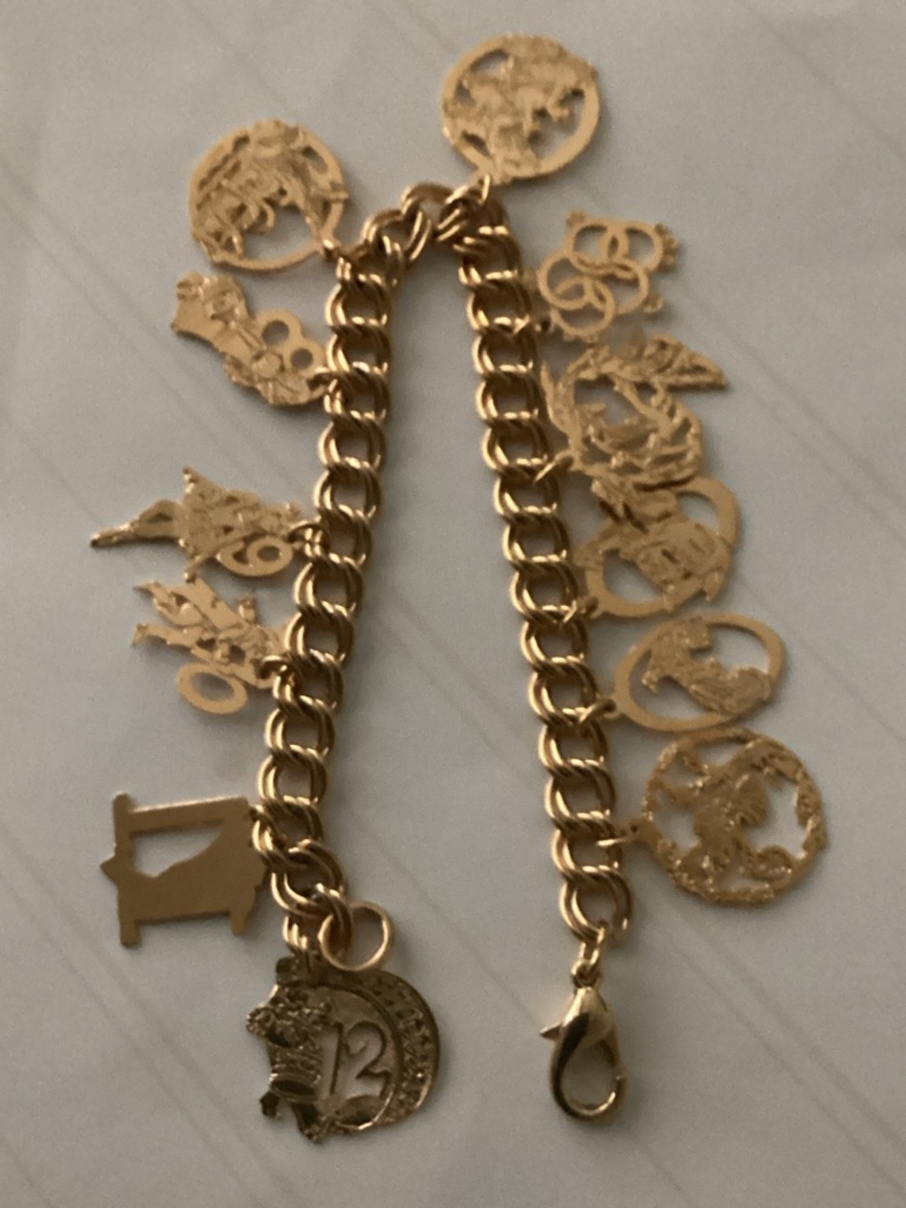 12 Days of Christmas Goldtone bracelet Simply Precious!